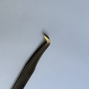 Charming look - pincetas 90° plačiu suėmimo plotu